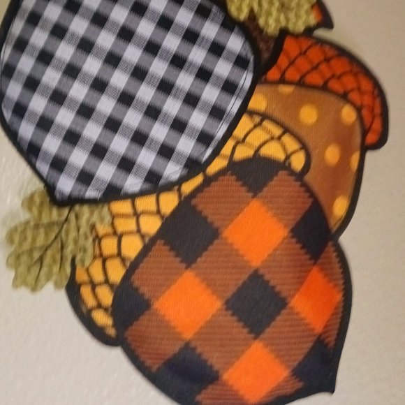 Door Decor Acorn NWT - Picture 2 of 3